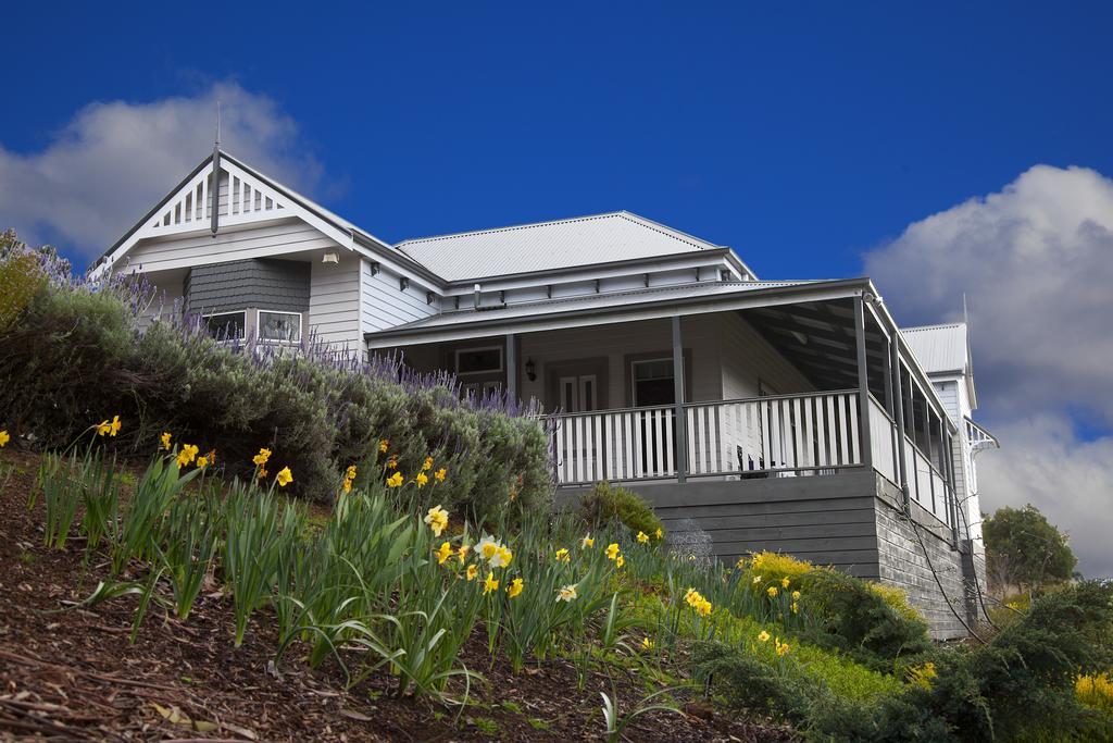 House On The Hill Bed And Breakfast Huonville Buitenkant foto