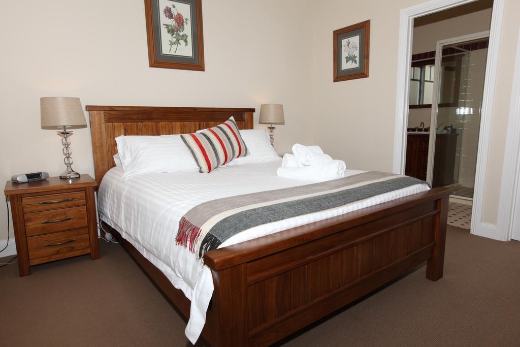 House On The Hill Bed And Breakfast Huonville Kamer foto